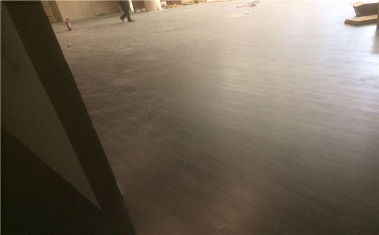 室內(nèi)籃球場木地板哪家專業(yè)