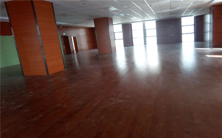 拼接板實(shí)木運(yùn)動(dòng)地板雙層龍骨結(jié)構(gòu)