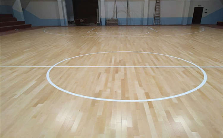 主輔龍骨結構體育木地板廠家去哪找?