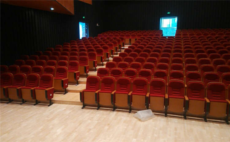 秋天運動木地板養護