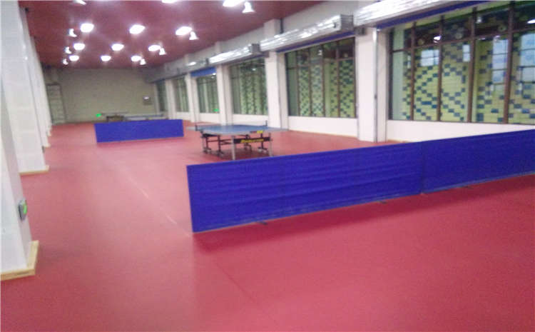五角楓舞臺運動木地板報價