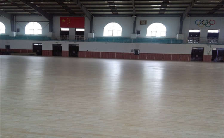 橡膠木體育運動地板圖片及價格