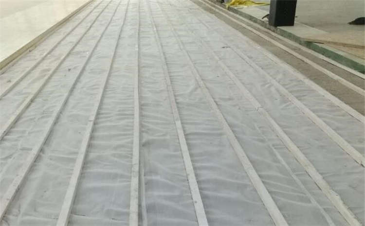 俄勒岡松羽毛球館木地板價(jià)格是多少錢?