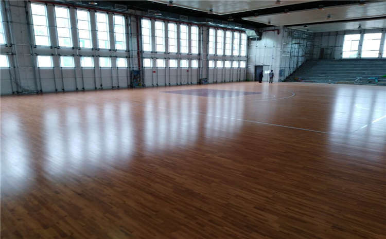 主輔龍骨結構體育木地板廠家去哪找?