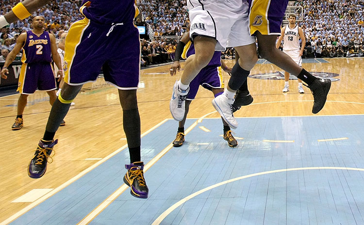 指接板舞臺實木地板價格是多少錢？