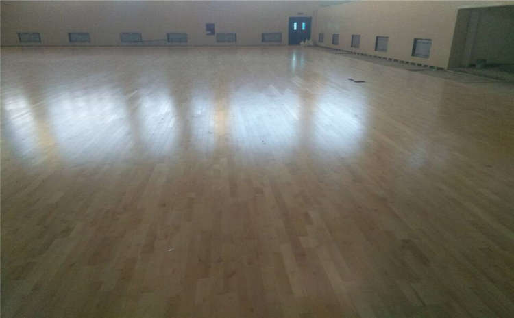 20厚羽毛球館木地板生產廠家