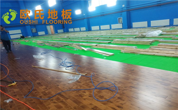 烏魯木齊北京北路東風花苑小區個人羽毛球館木地板項目—歐氏實木運動地板